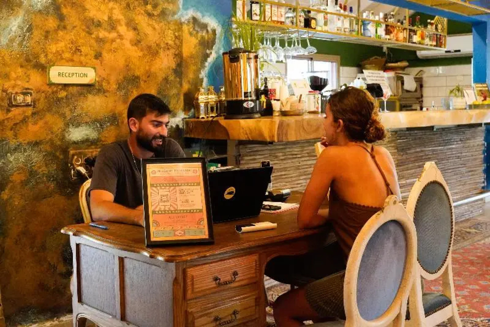 Mantur Parod by Selina