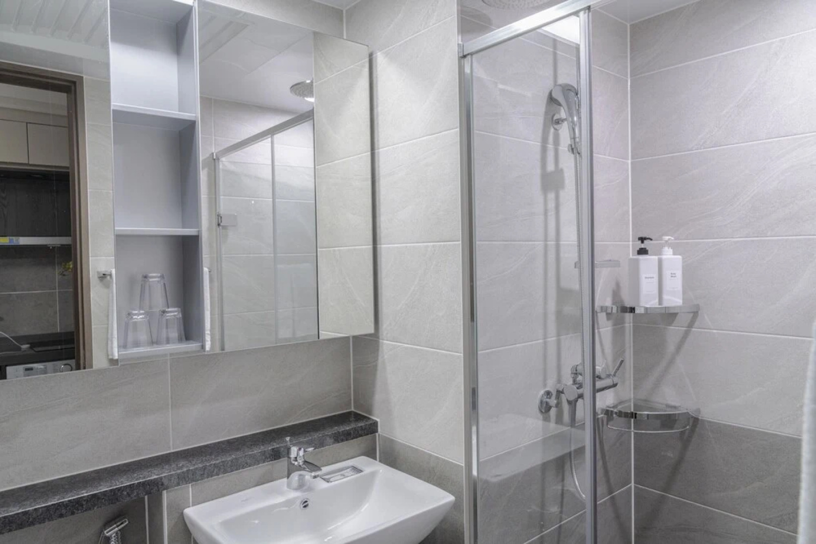 Golden Planet Hotel & Resort