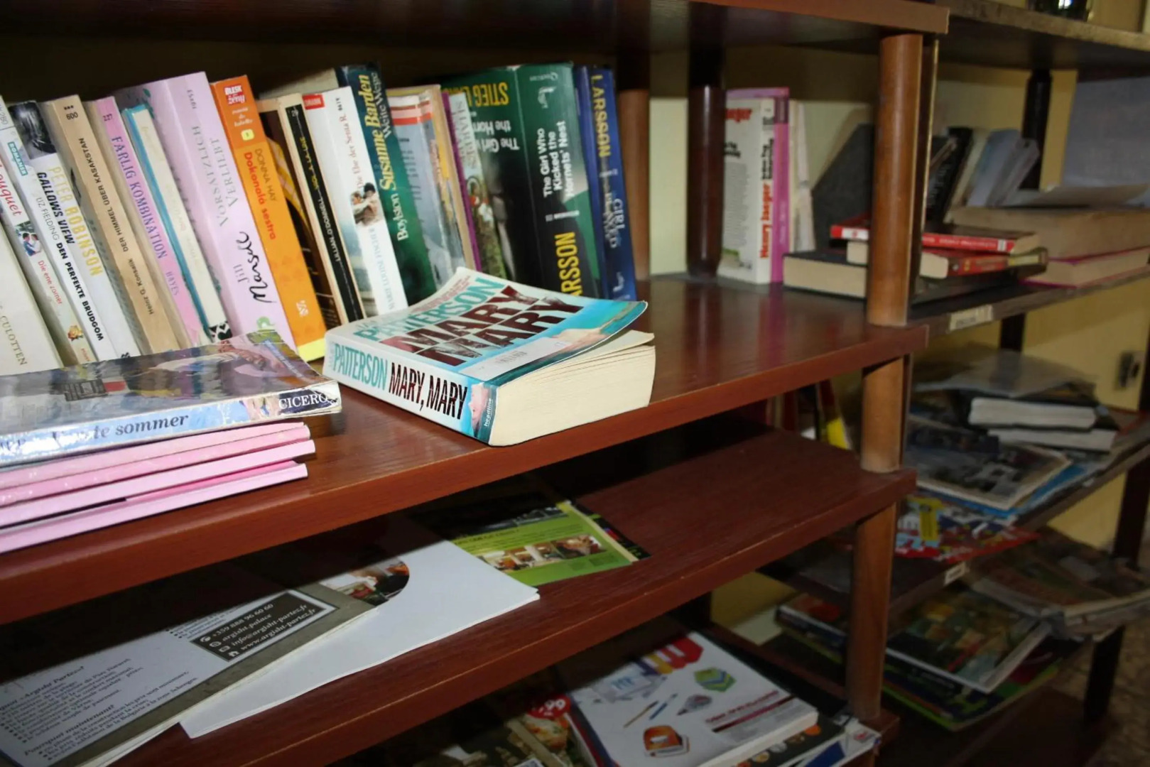 Sunny Varshava Hotel