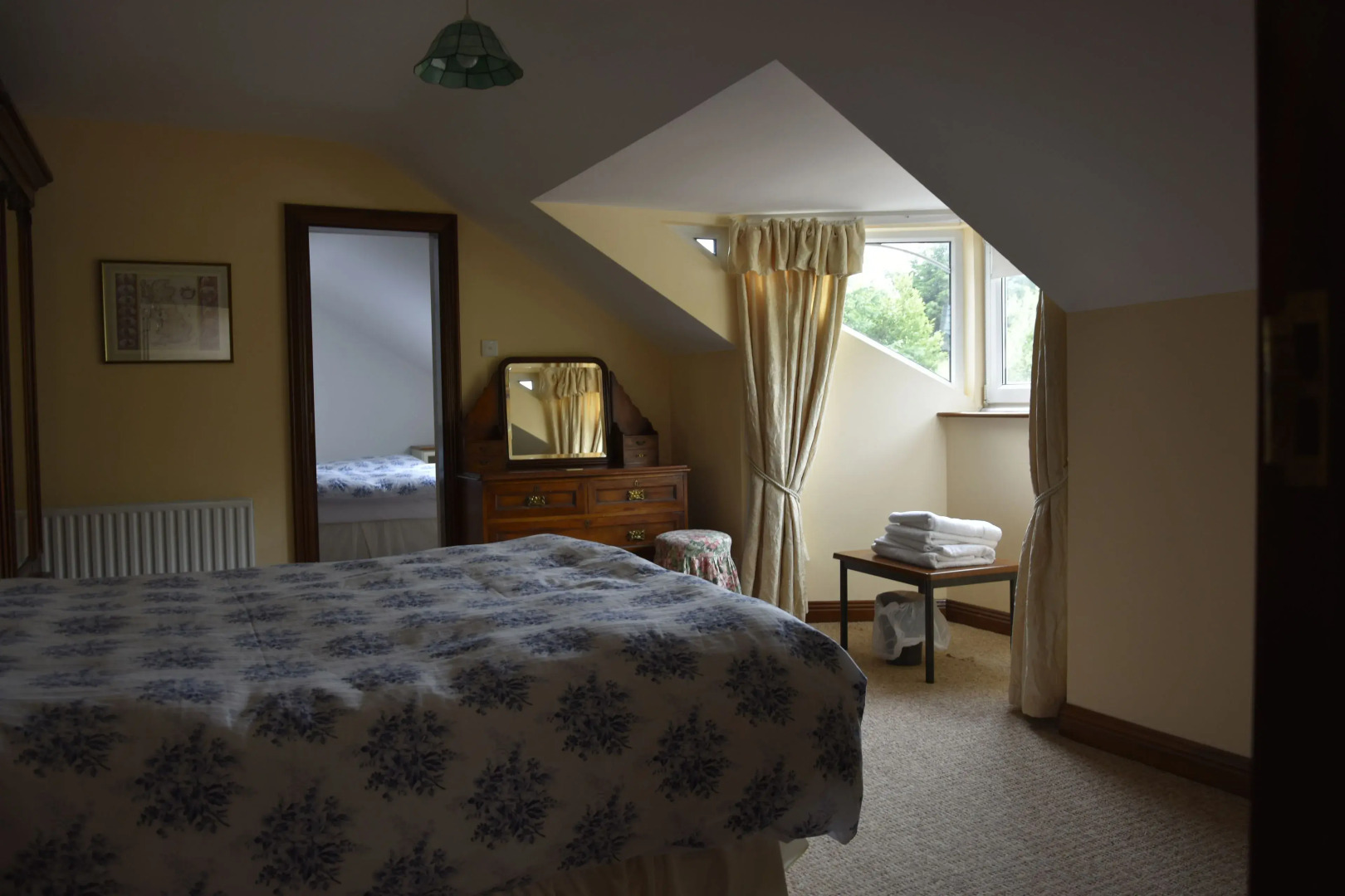 White Hill Country House