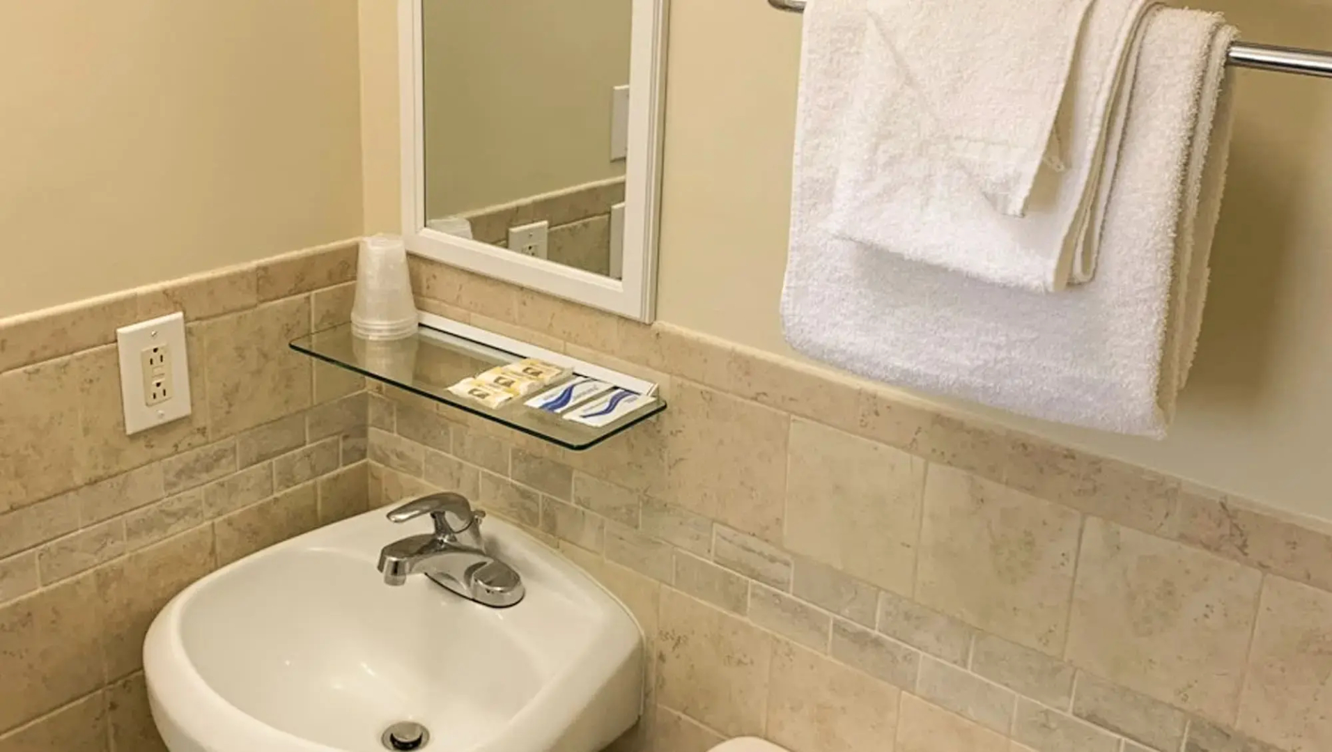 Hampton Motor Inn
