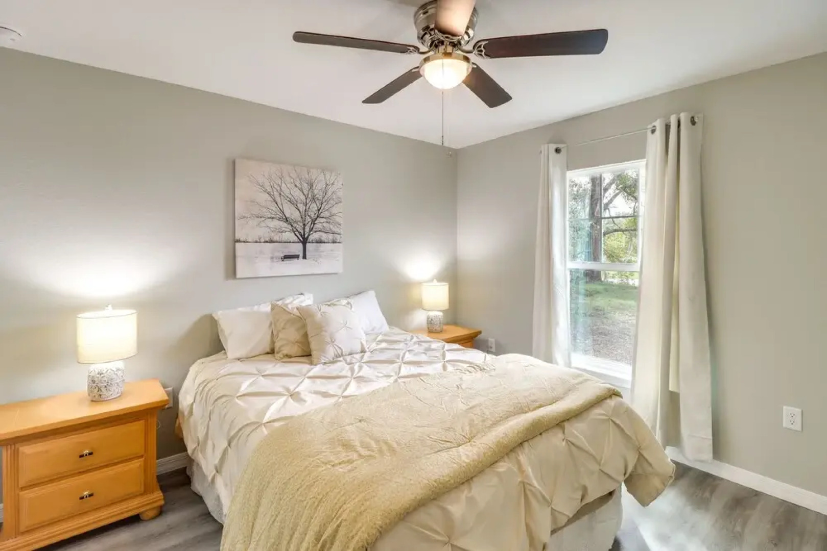 3 Mi to Rainbow Springs: Home w/ Yard in Dunnellon