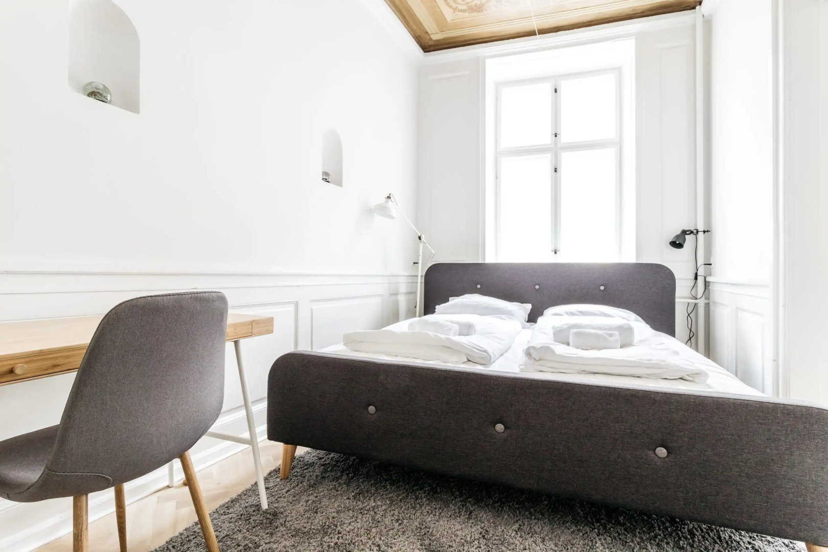 ★180SQM Luxury Apt. City center - 50M to metro! ★