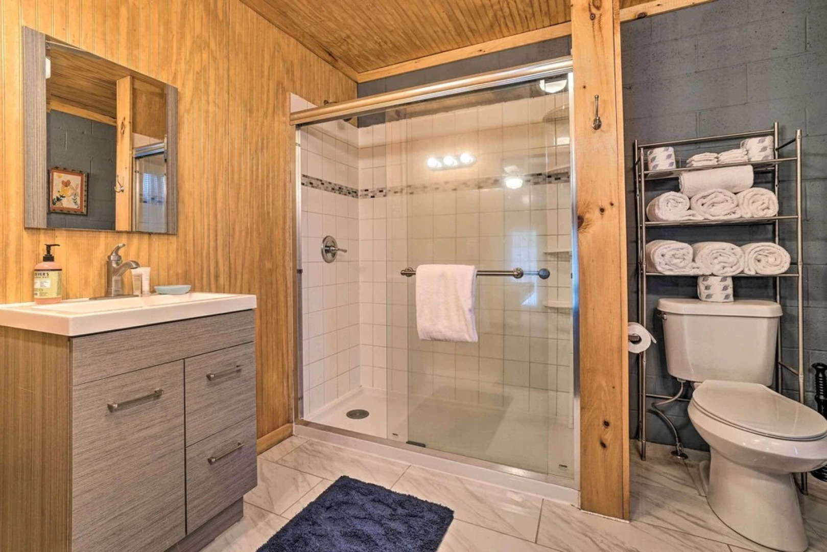 Hot Tub & Fire Pit: Pet-friendly Clayton Escape!