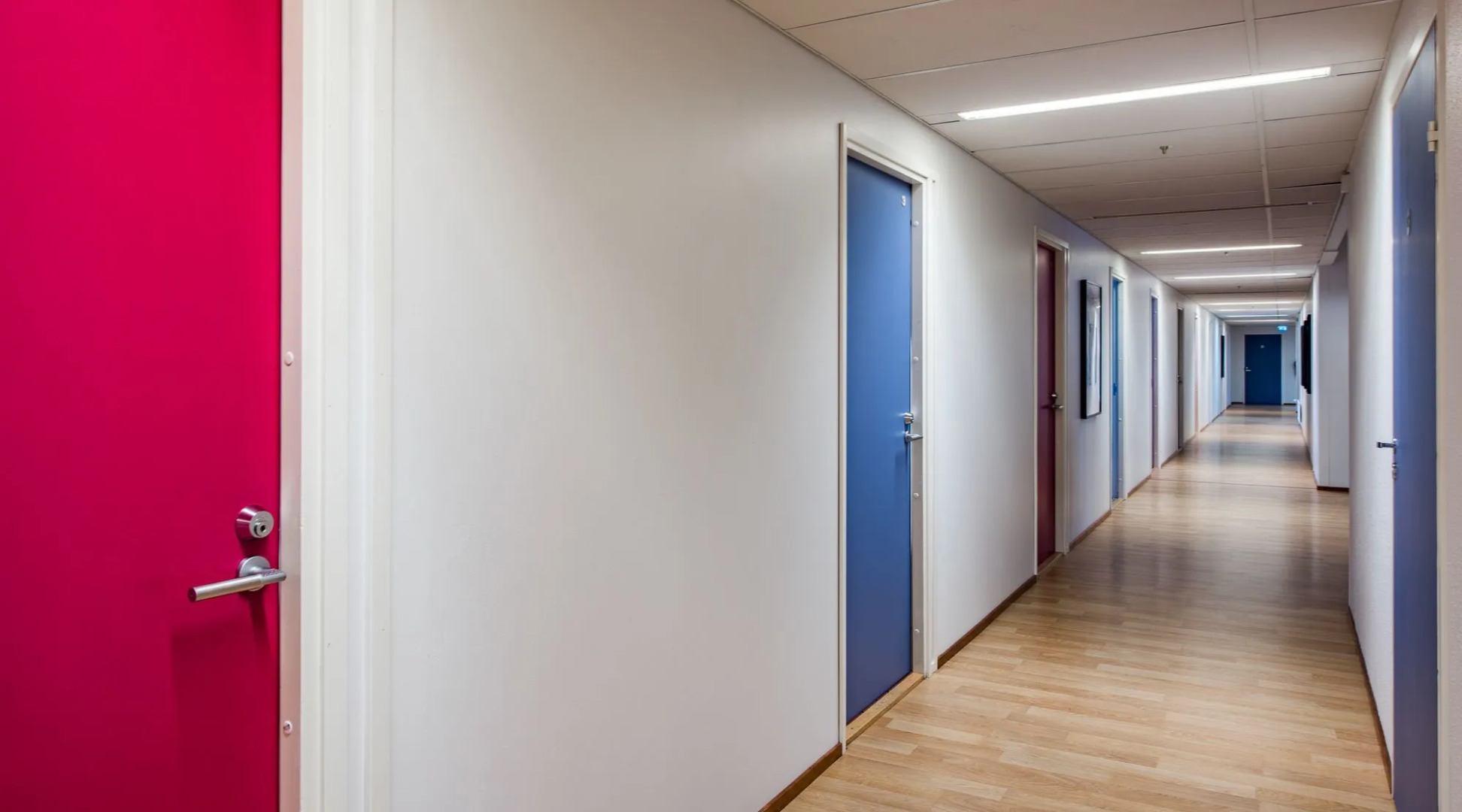 The Rooms Airport - 20Rooms