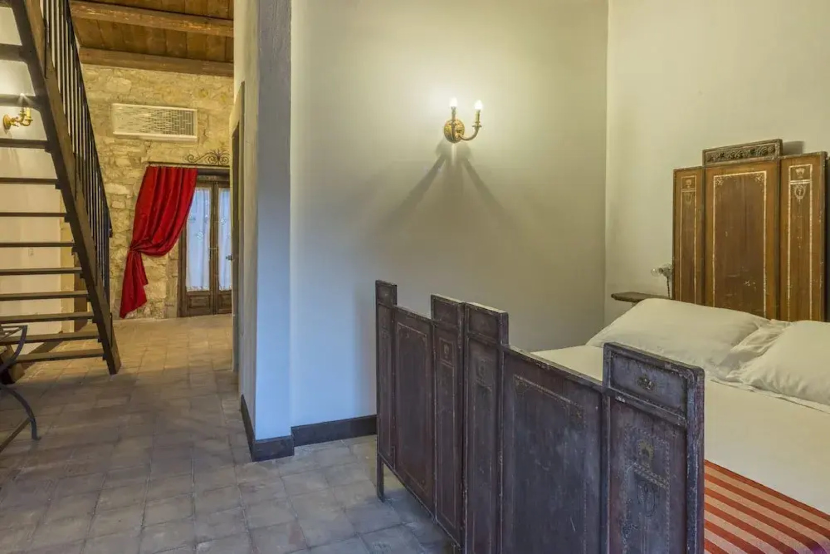 Masseria Fortificata Lo Zafferaneto