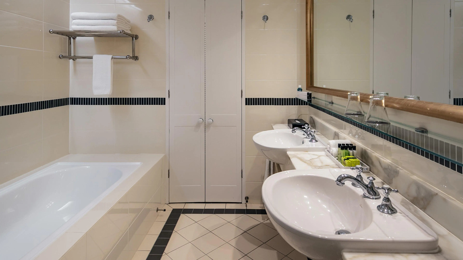 InterContinental Sanctuary Cove Resort by IHG