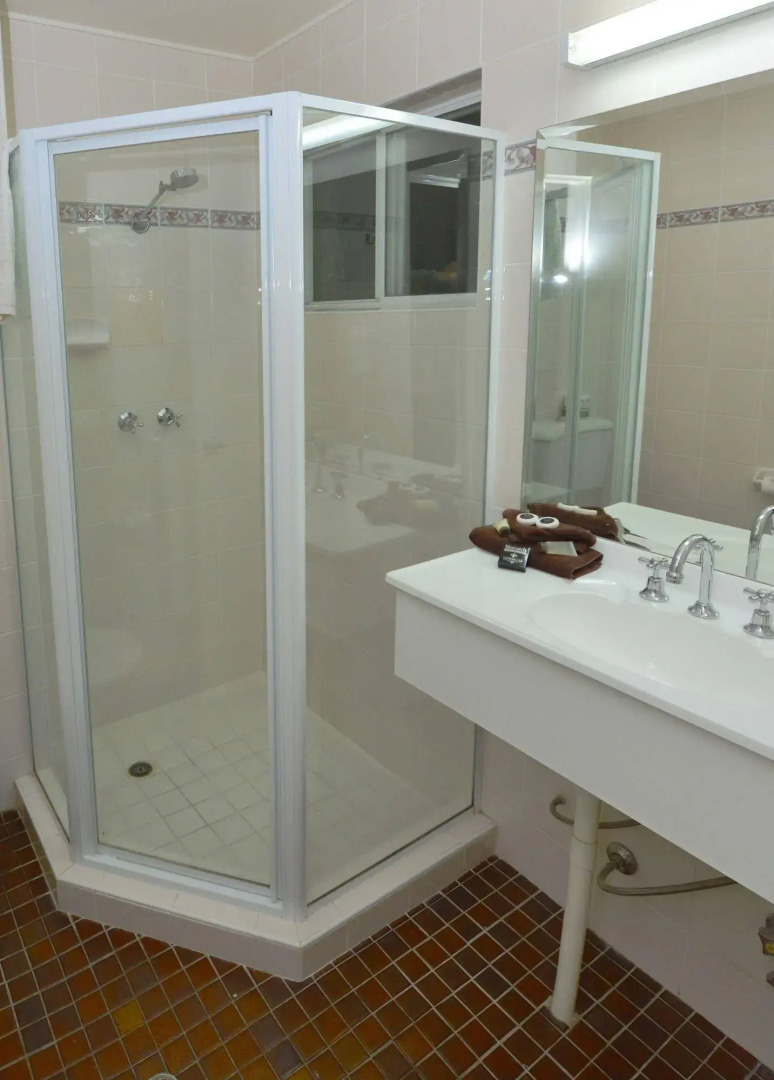 Winning Post Motor Inn