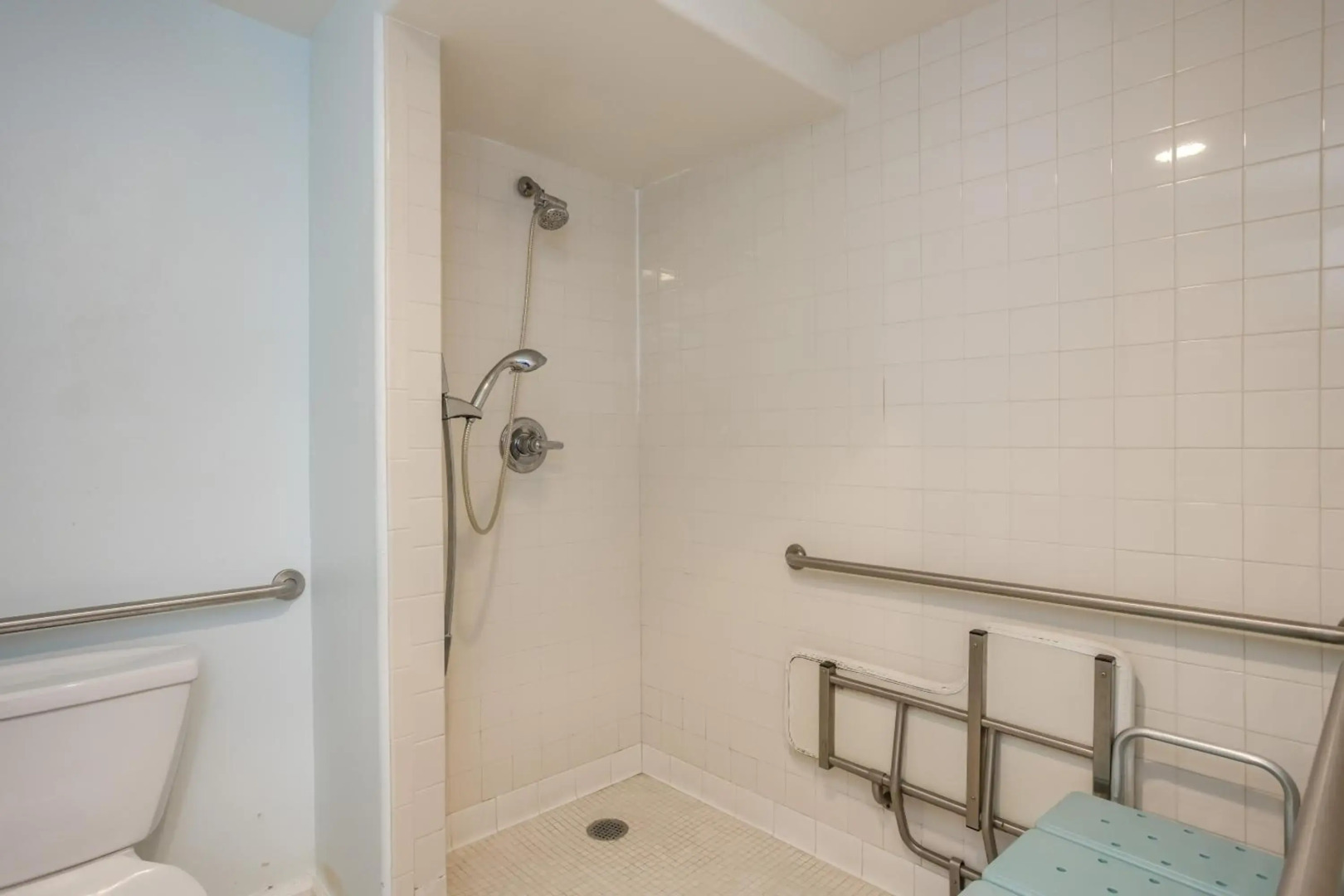 Pacifica Beach Hotel