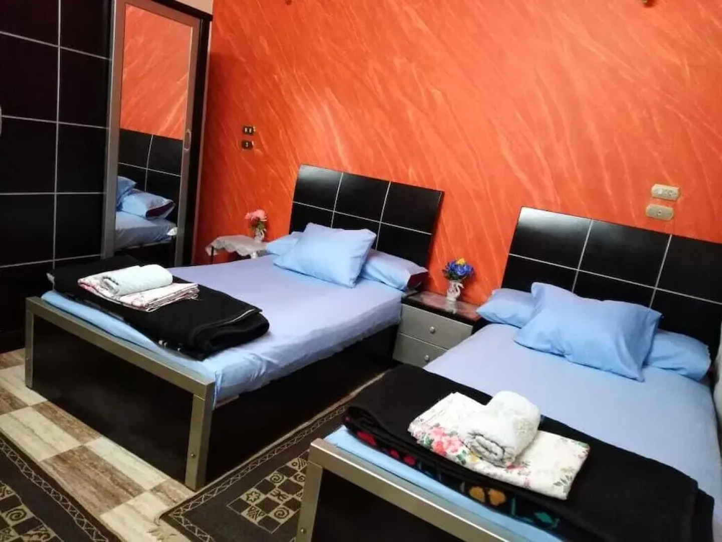 Taharka Nubian House