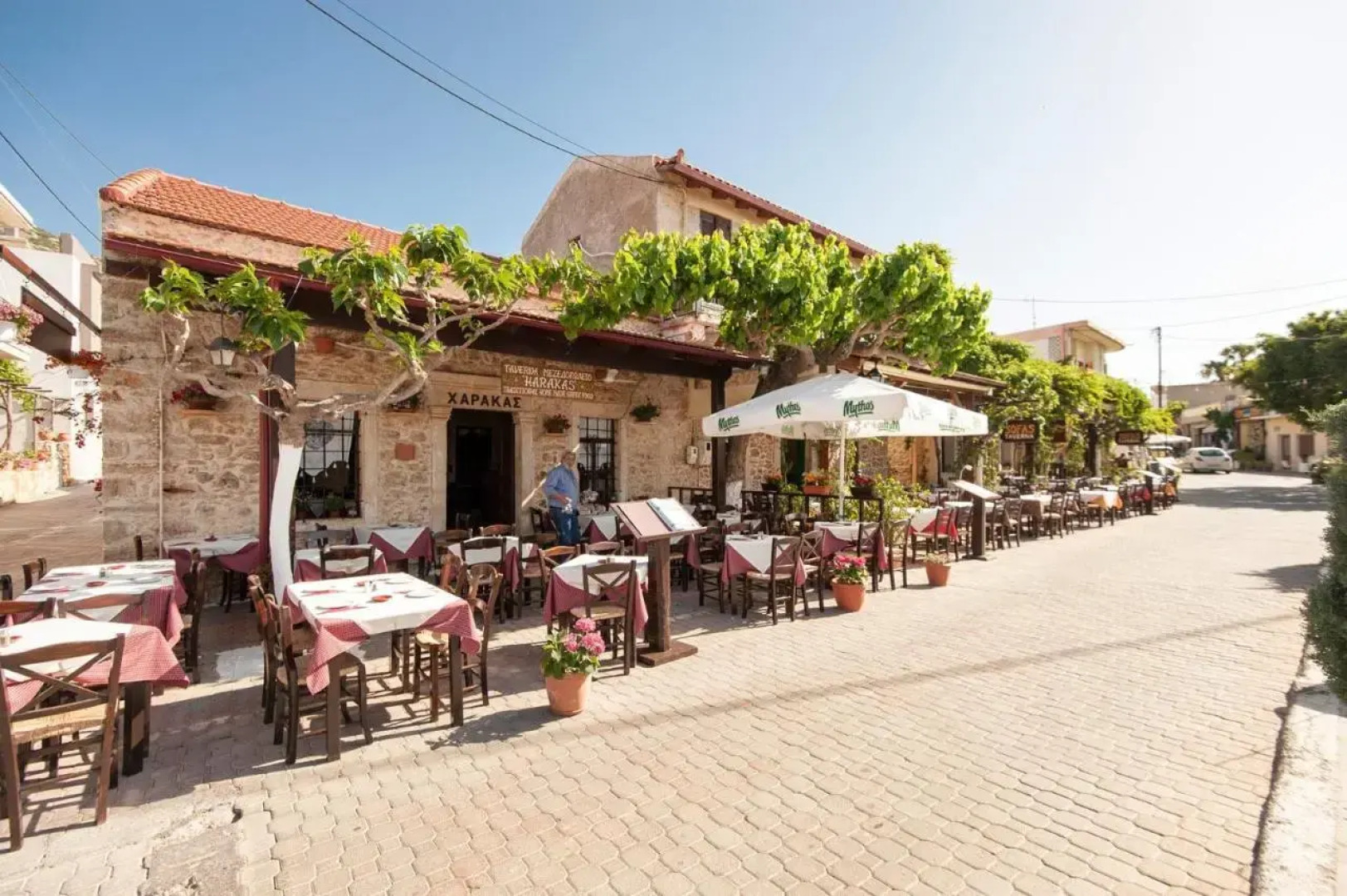 Villa Minos by Villa Plus