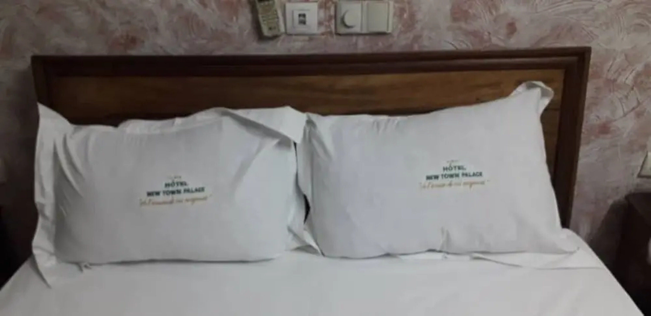 New Town Palace Hotel