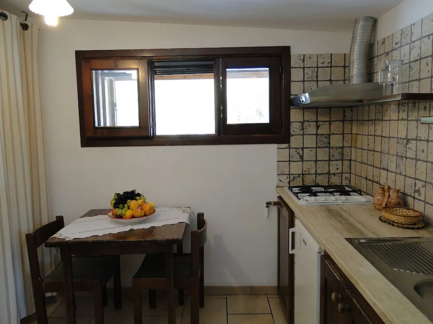 Quaint Holiday Home in Matino With Swimming Pool