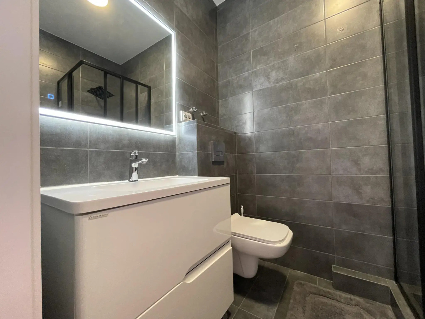 Sofi (Софи) на улице Крымской Весны 4 корпус 3