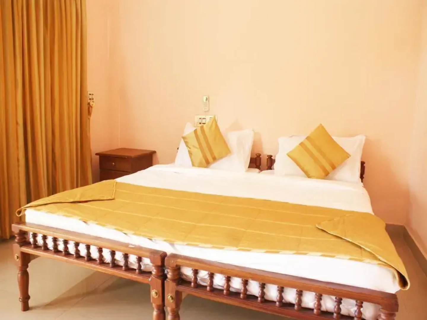 OYO 6665 Thomson Regency