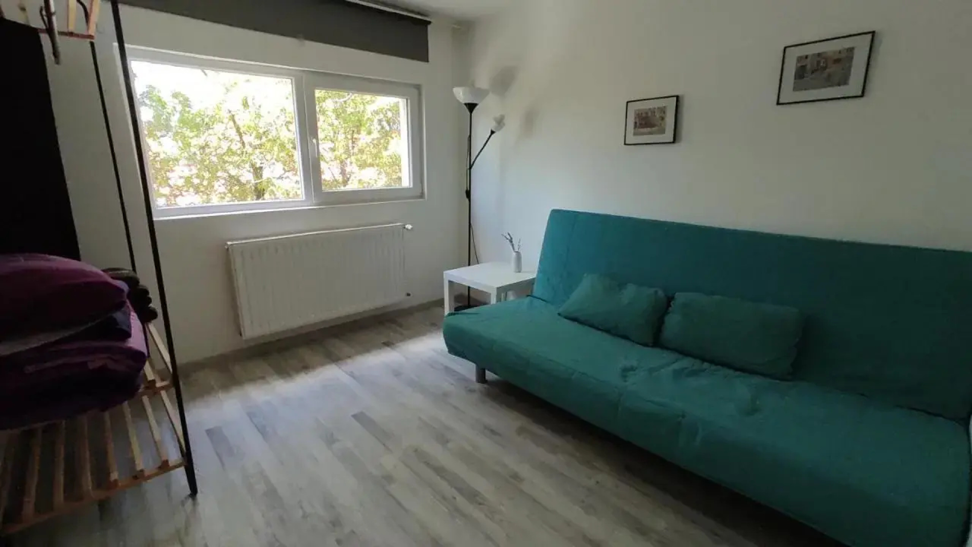 Flóra House 3 minutes from Lake Balaton