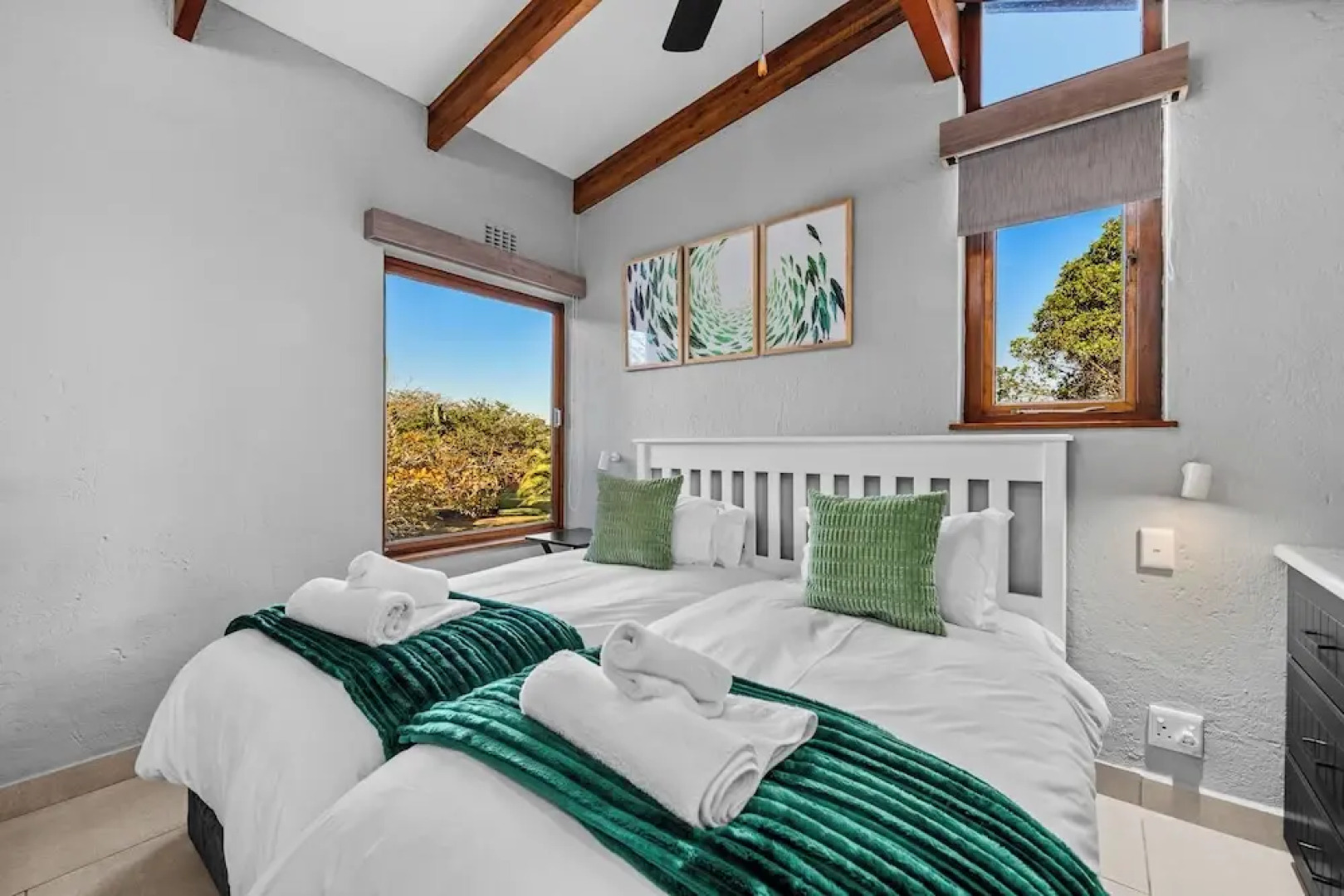 San Lameer Villa 1906