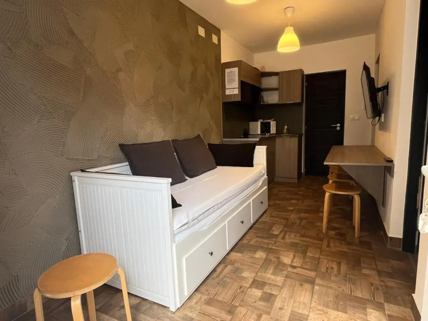 Smeraldo Kastely Szallo