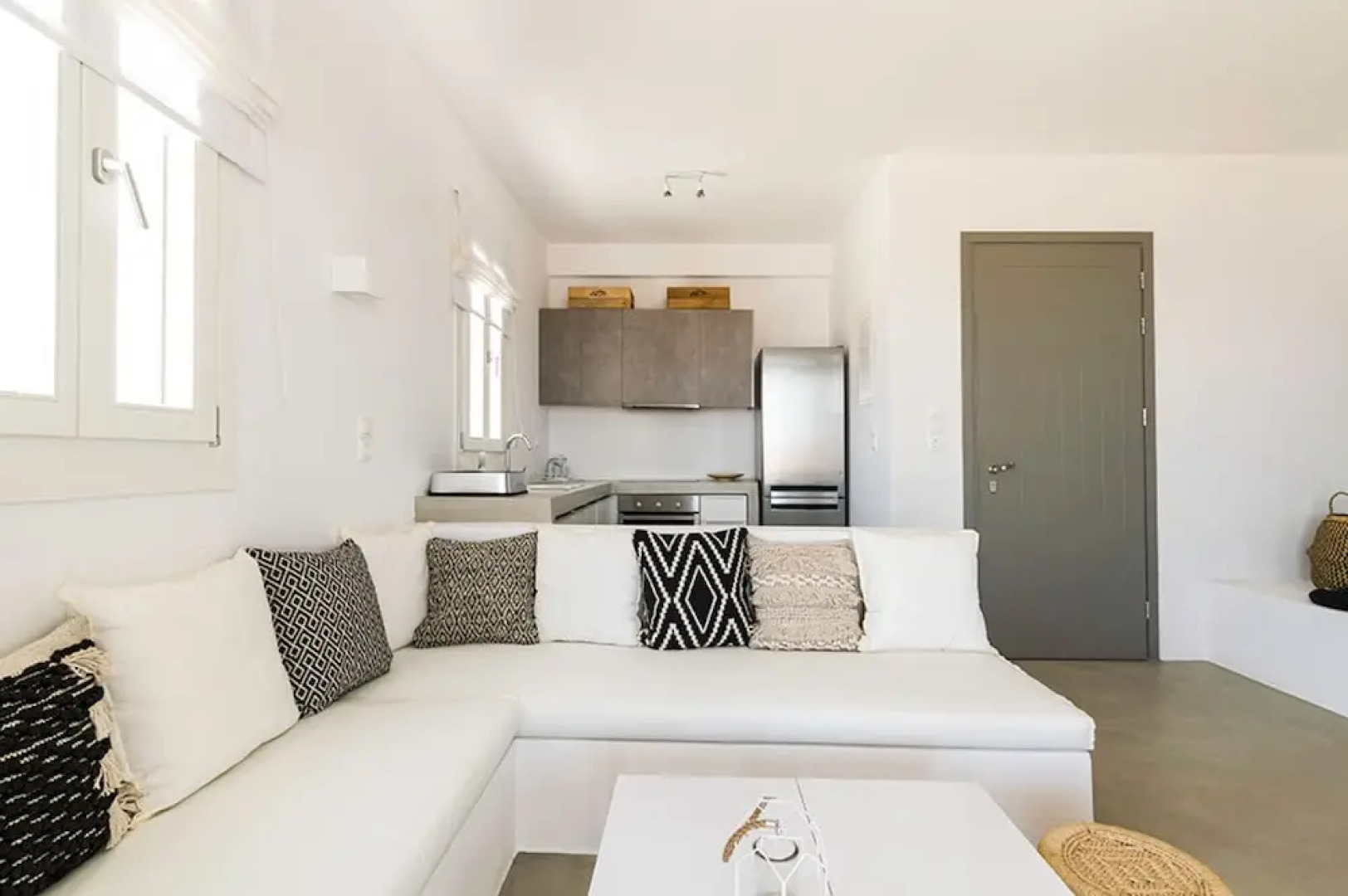 M4 Miloi 5 Luxury Villa in Kythnos