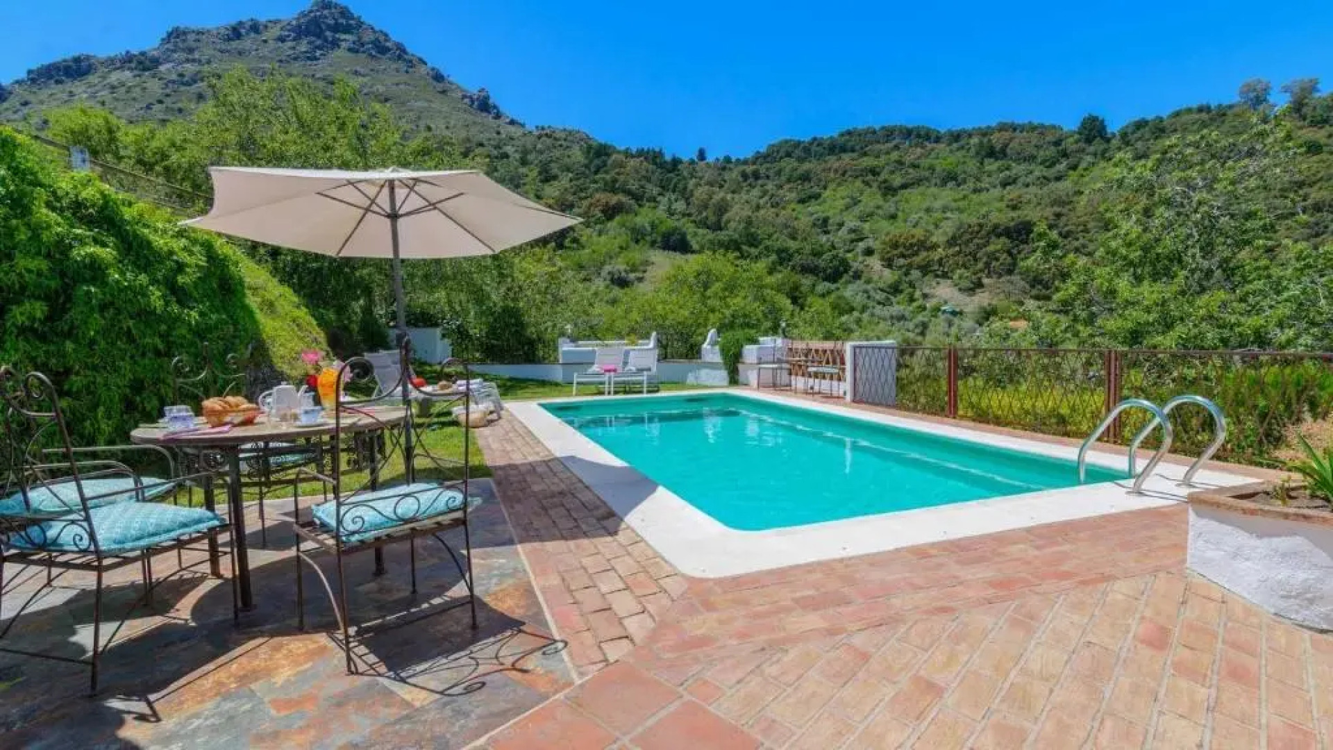 Casa Piedras Gaucin by Ruralidays