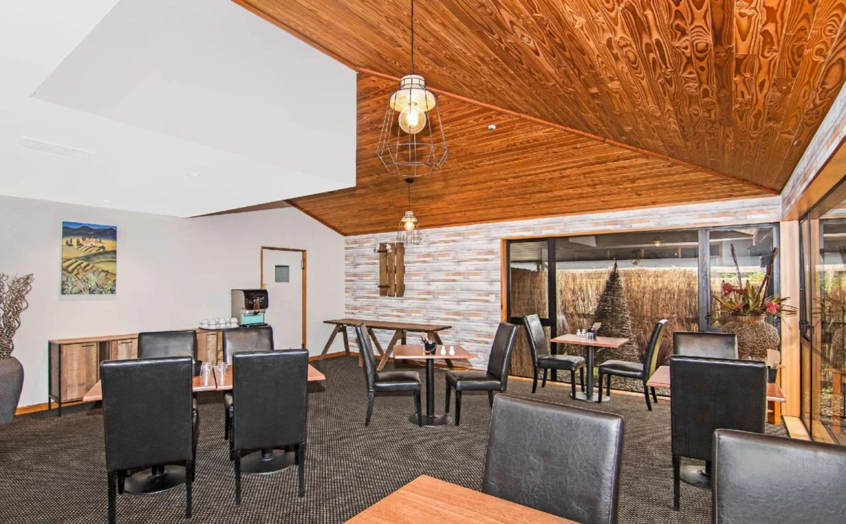 Riverside Hotel Marlborough