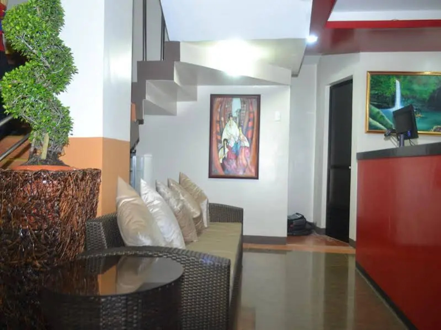 Fj Manila Suites