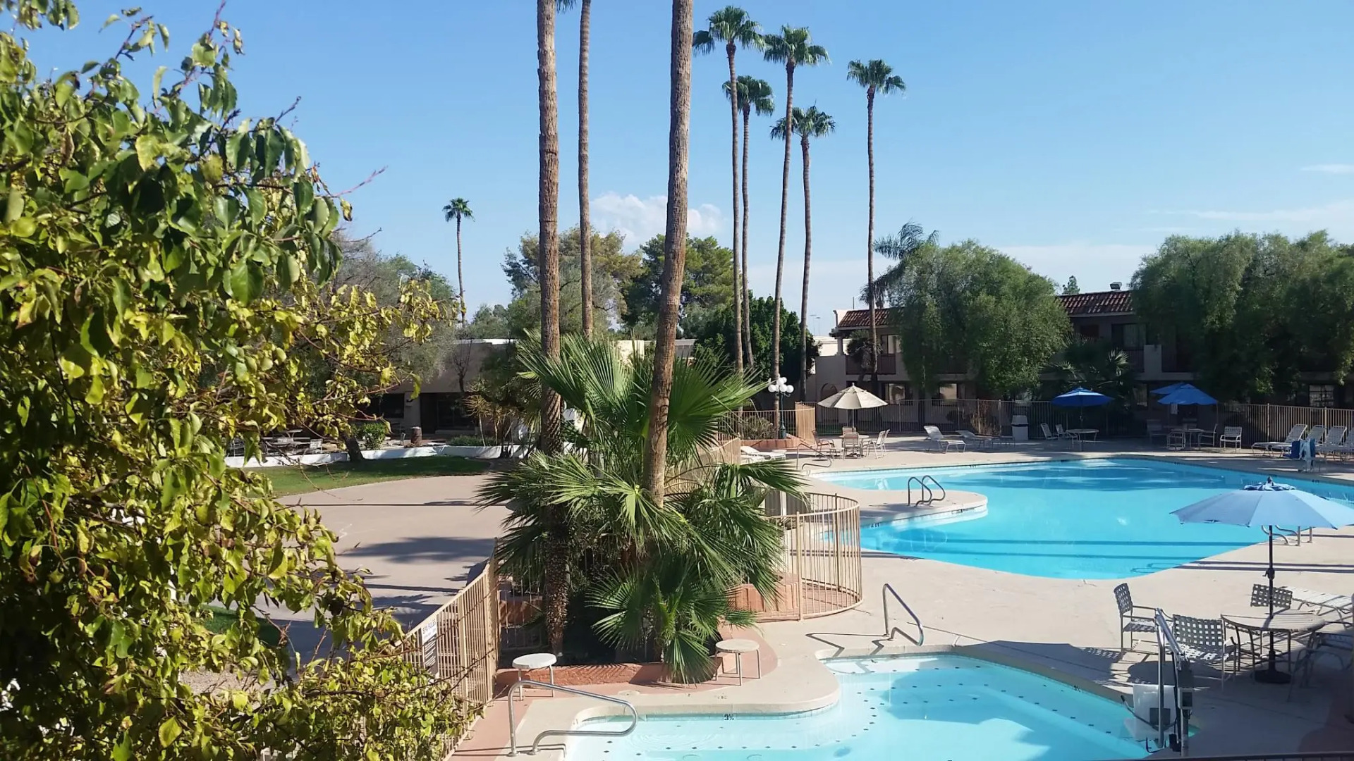 Dobson Ranch Inn & Suites LLC