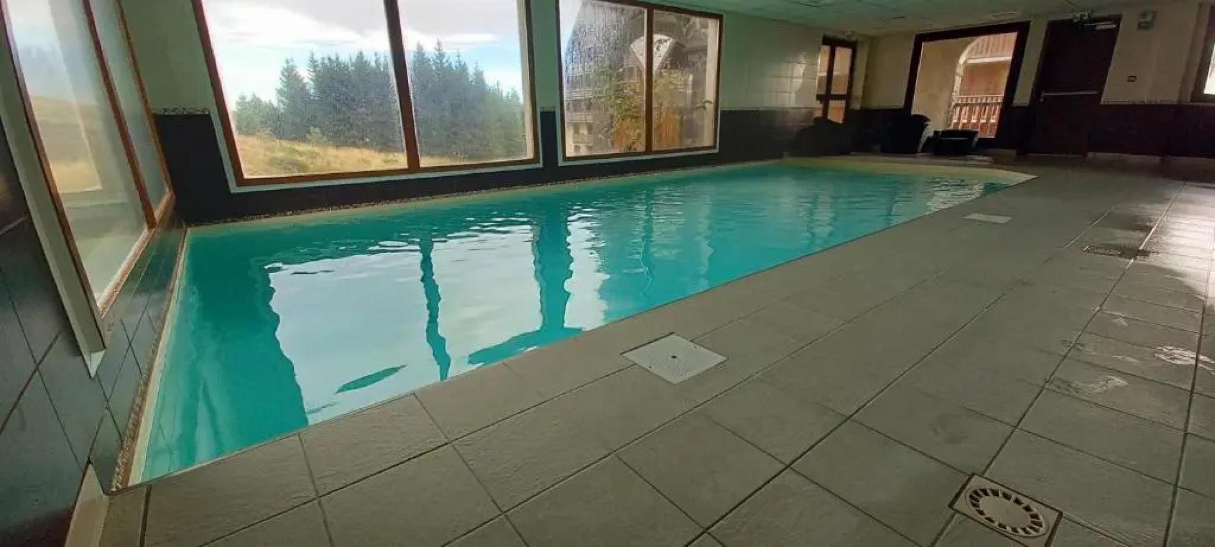 superbesse Appartement 4-6 pers. 2 ch. Dans résidence 3 étoile avec piscine