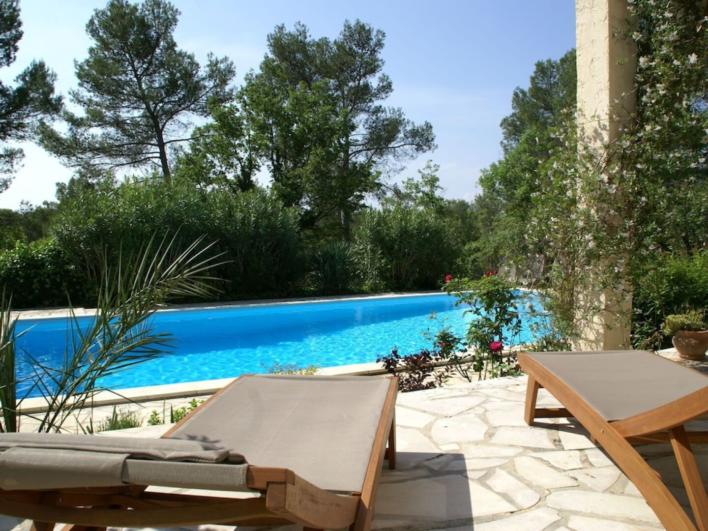 Alluring Holiday Home in Flayosc With Pool