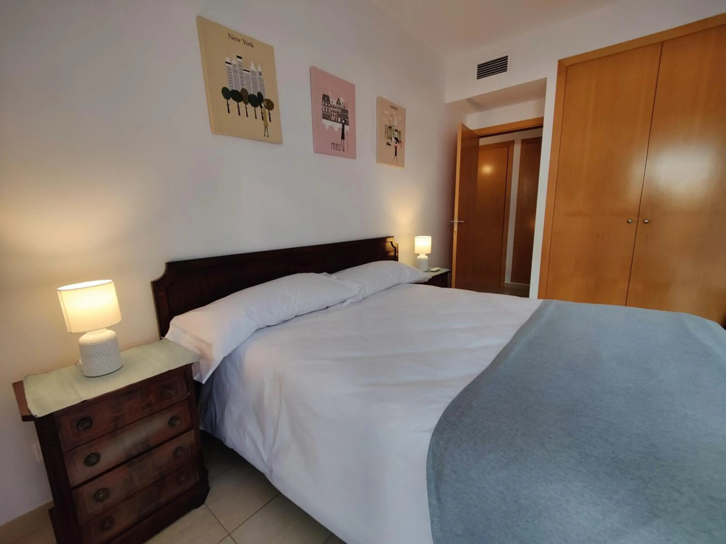 BADALONA BEACH APARTMENt