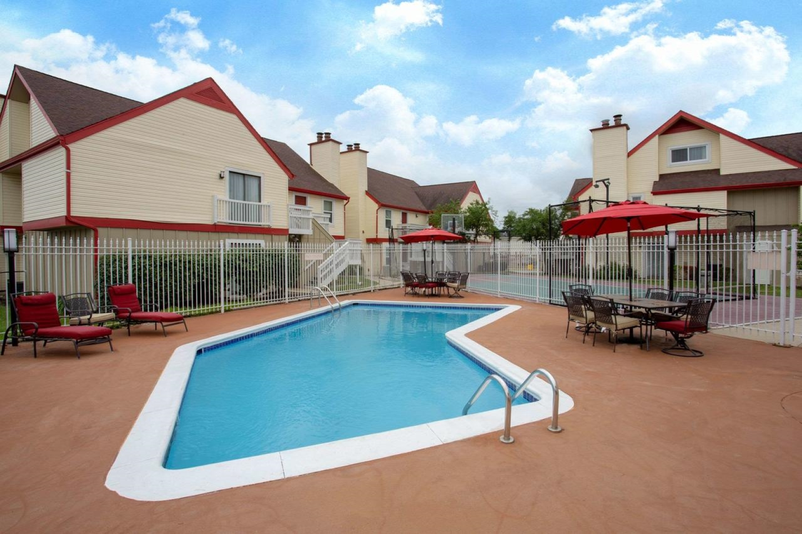 Hawthorn Suites by Wyndham Indianapolis North