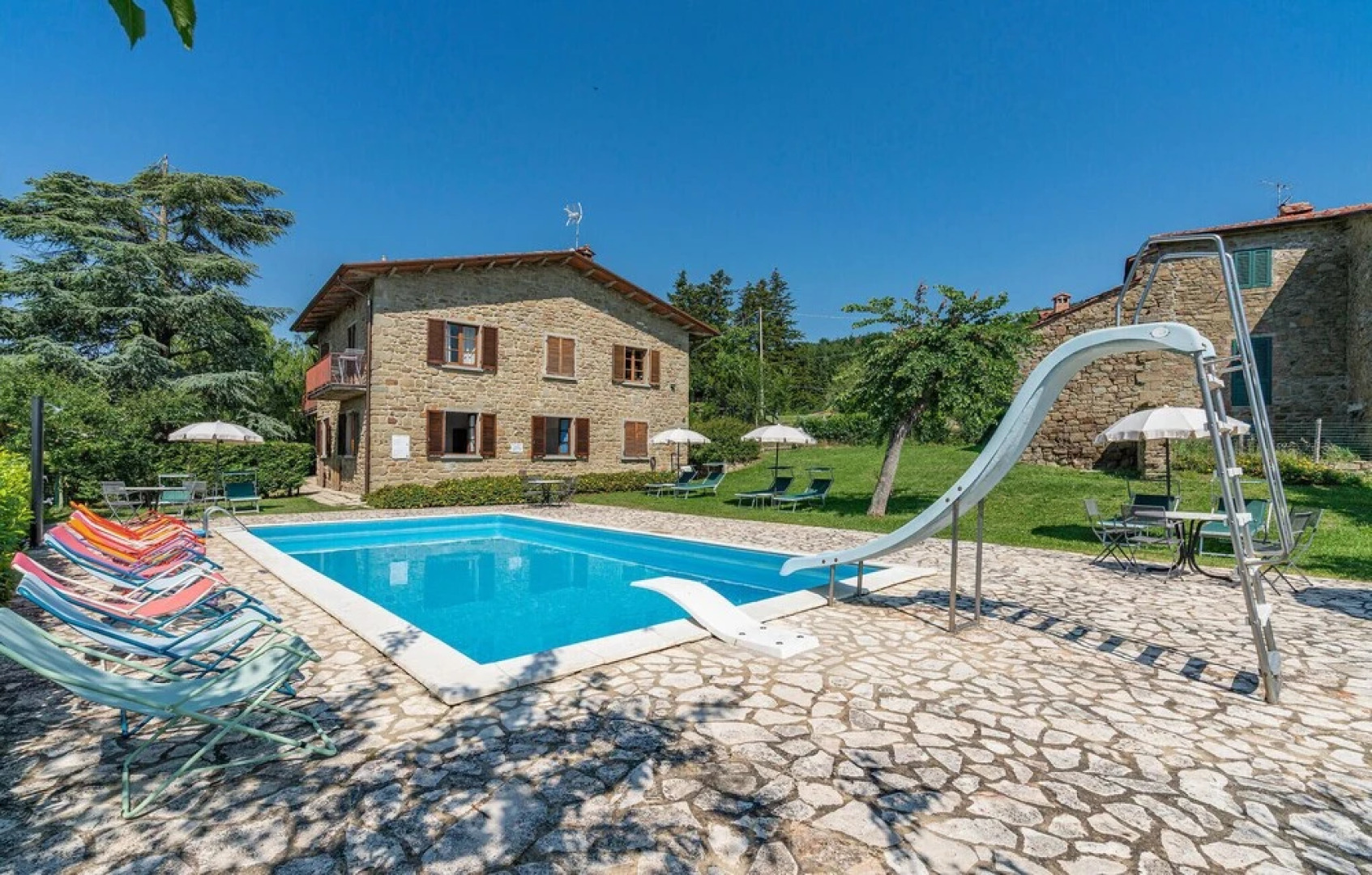 Nice Apartment in Cortona AR With 1 Bedrooms, Wifi and Outdoor Swimming Pool