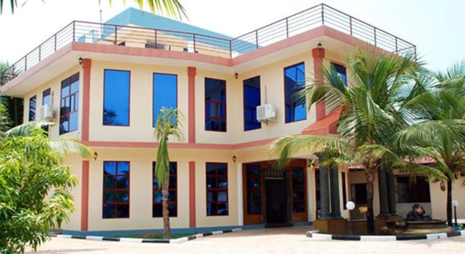 United 21 Island Paradise