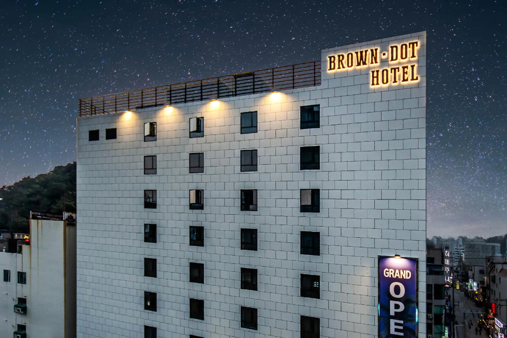 Brown Dot Hotel Hadan