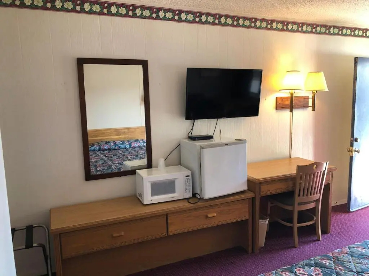 The Hastings Inn Salina