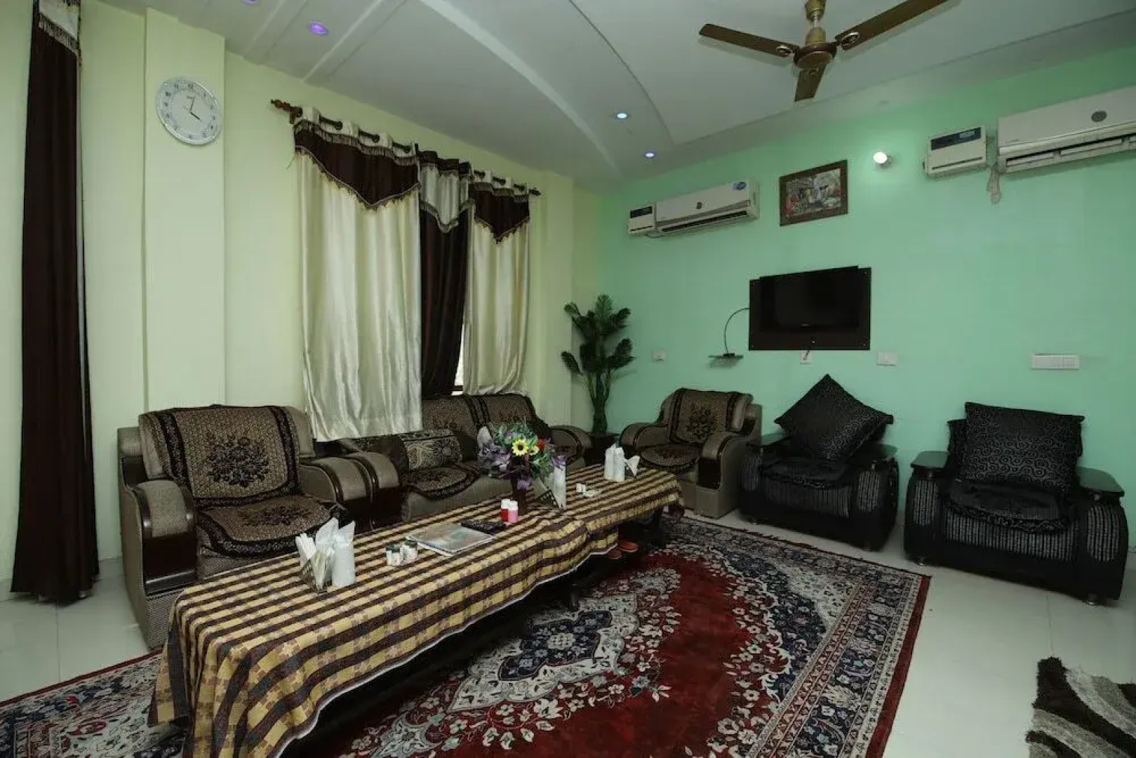 Hotel Deep Palace by OYO Rooms