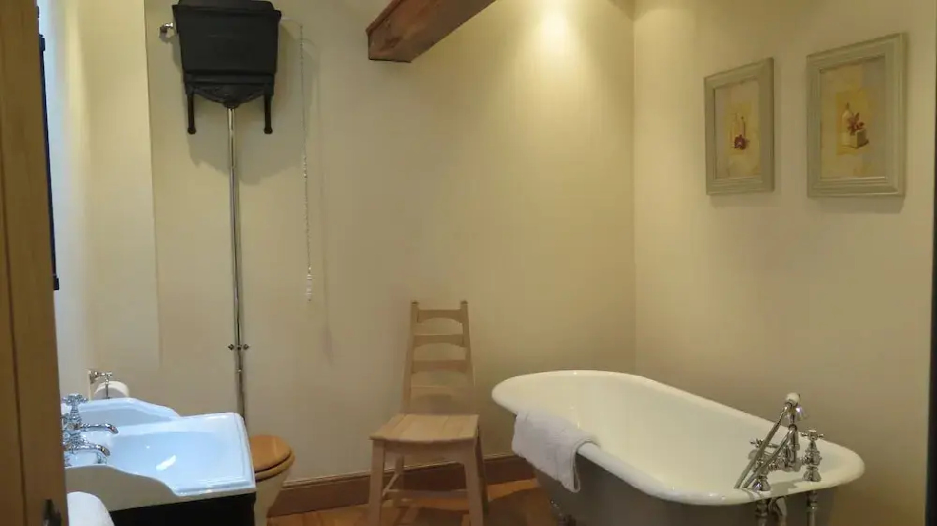Crooksmill Bed & Breakfast