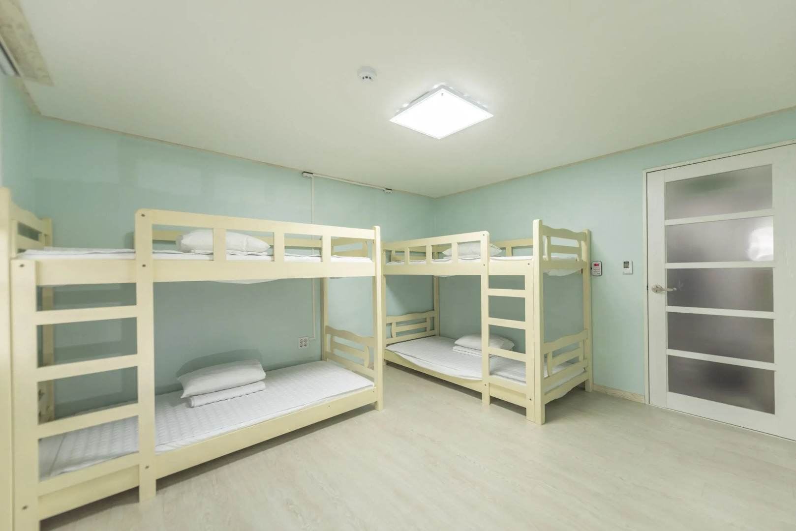 Big-O Show Guesthouse - Hostel