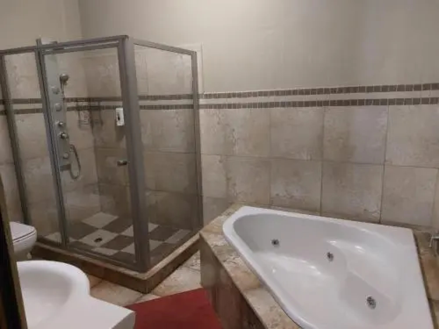 Ikhutse Manor Guest House