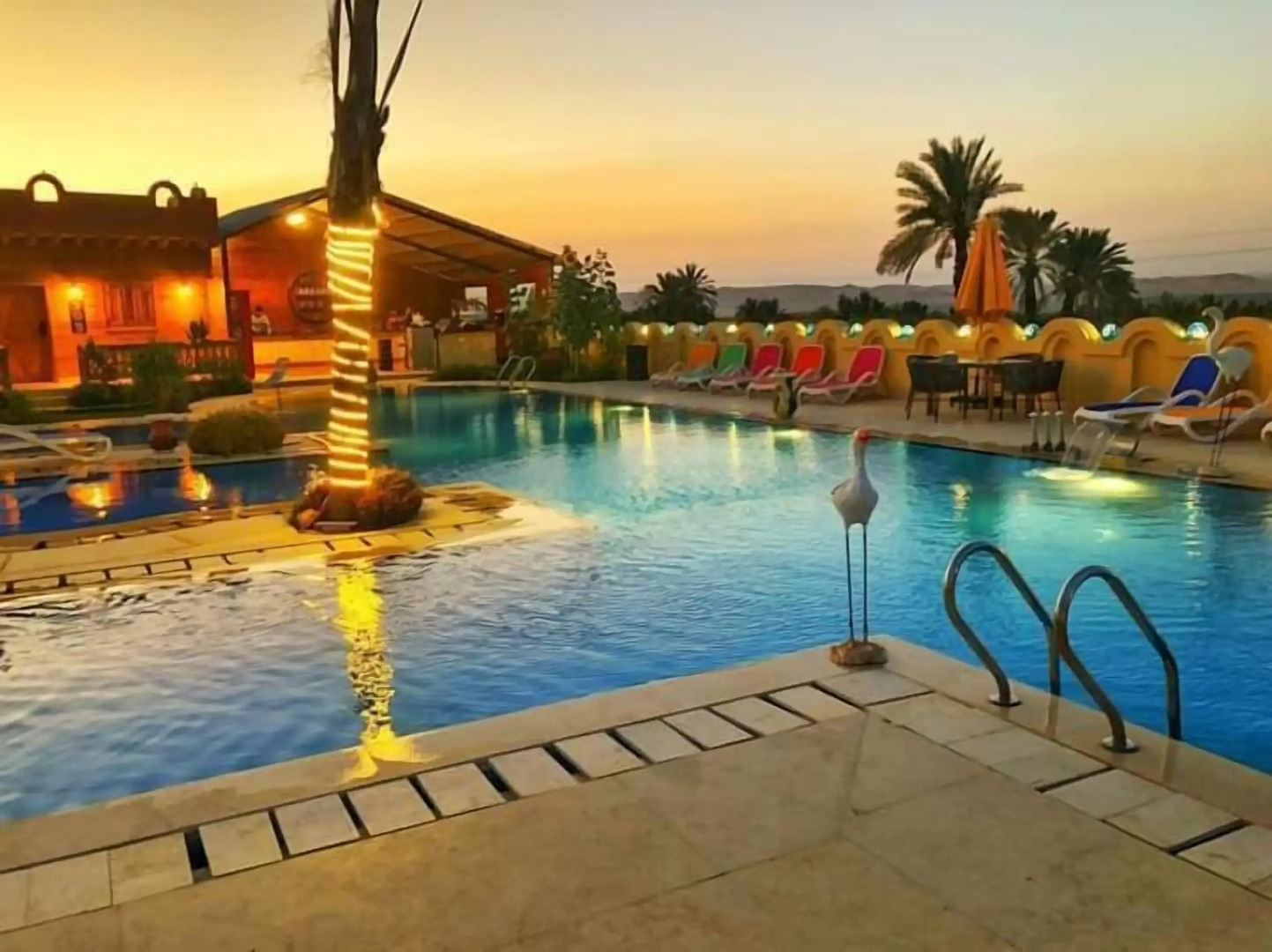 Tunis Pyramids Hotel