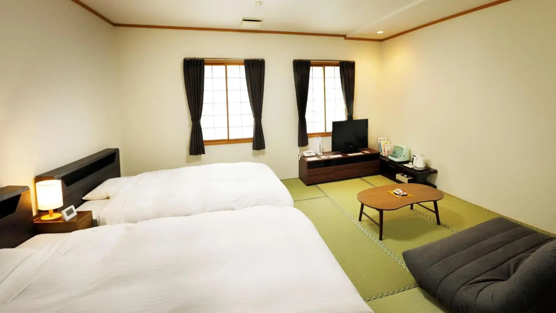 Romantopia The Swan Hotel of Stars