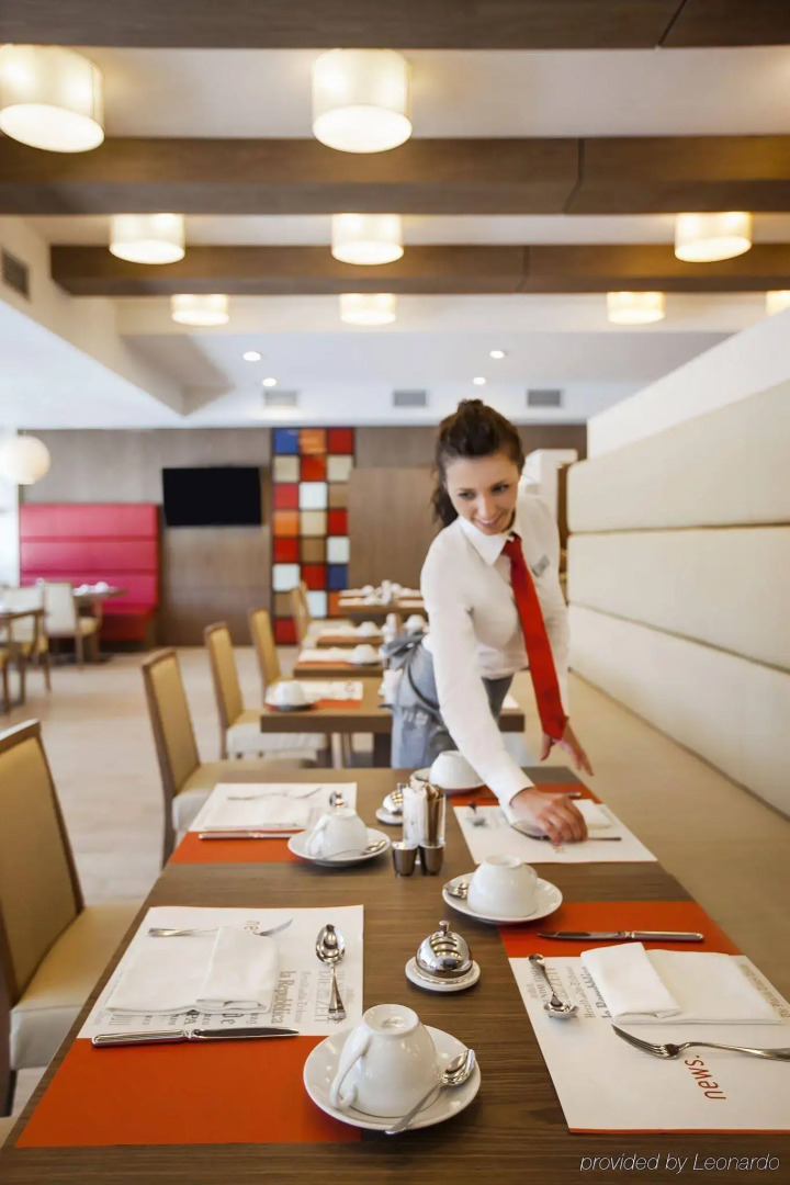 Отель Movenpick Hotel Sarajevo