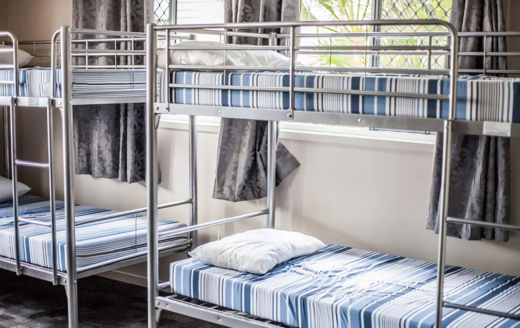 Somewhere To Stay Backpackers