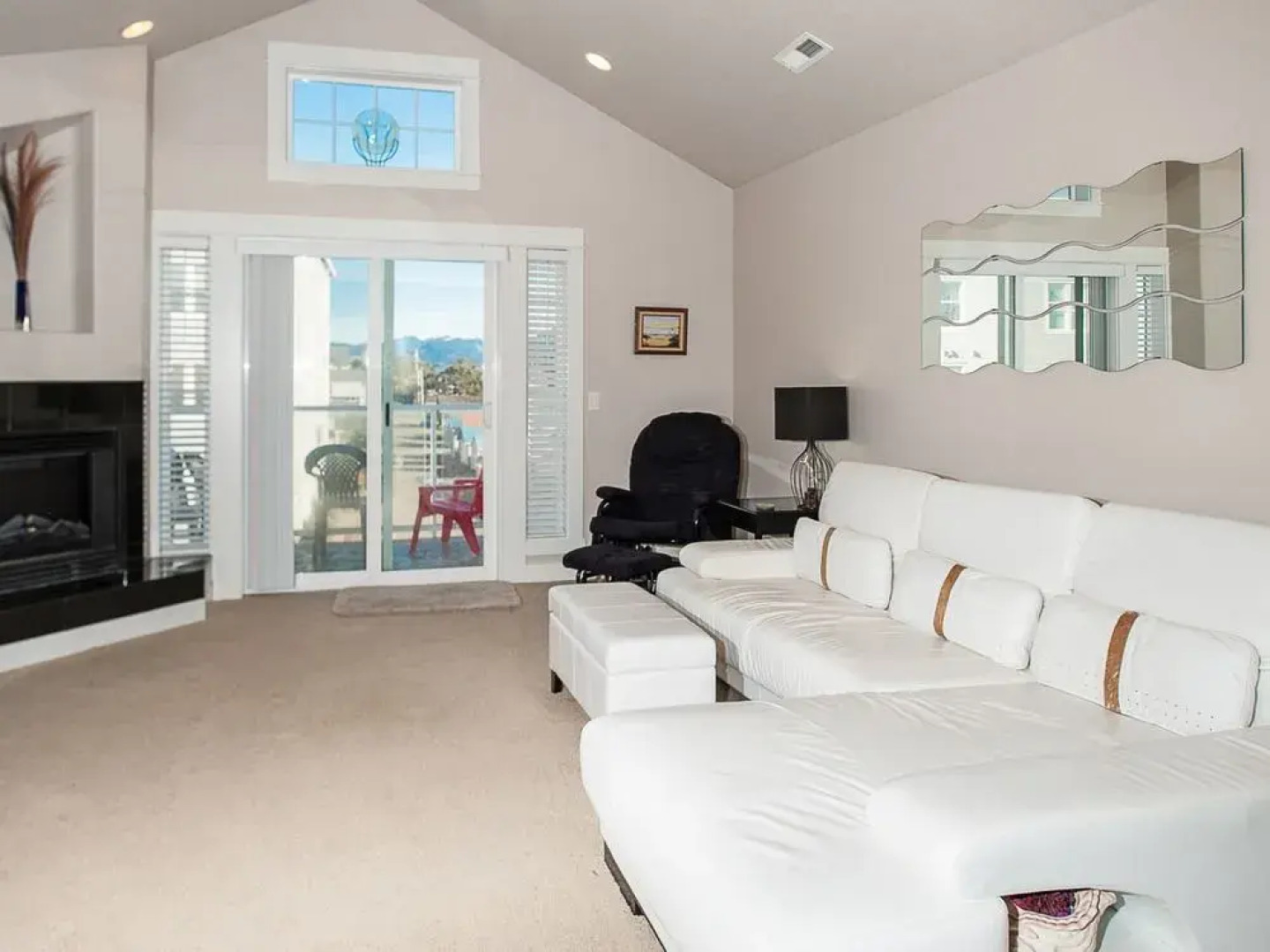 Shell Belle by RedAwning