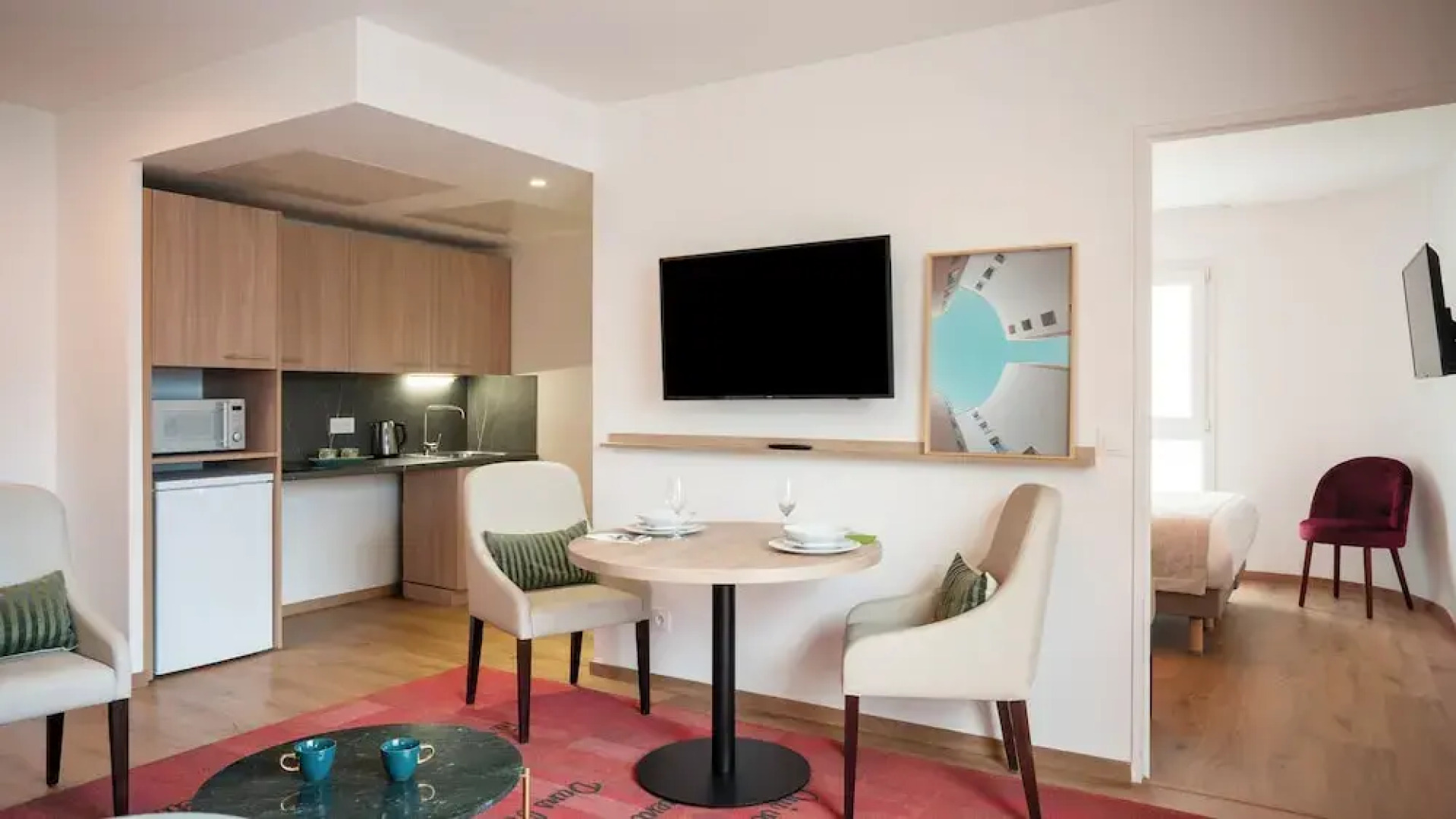 Отель Residhome Quai d'Ivry