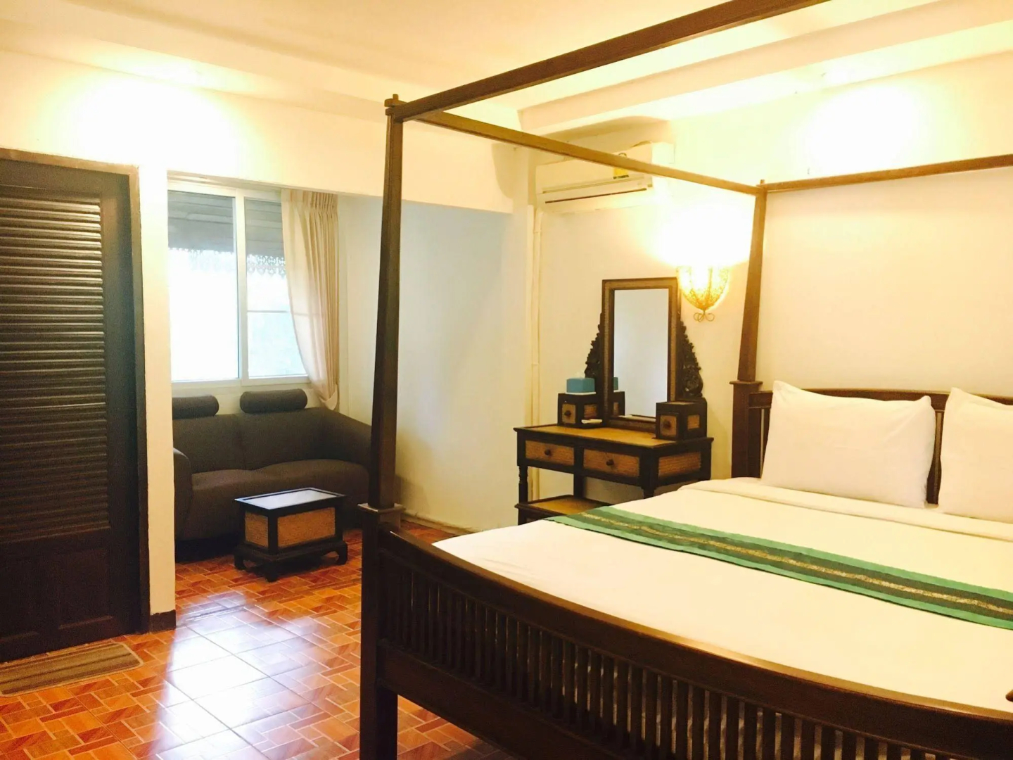 Baan Thai Resort