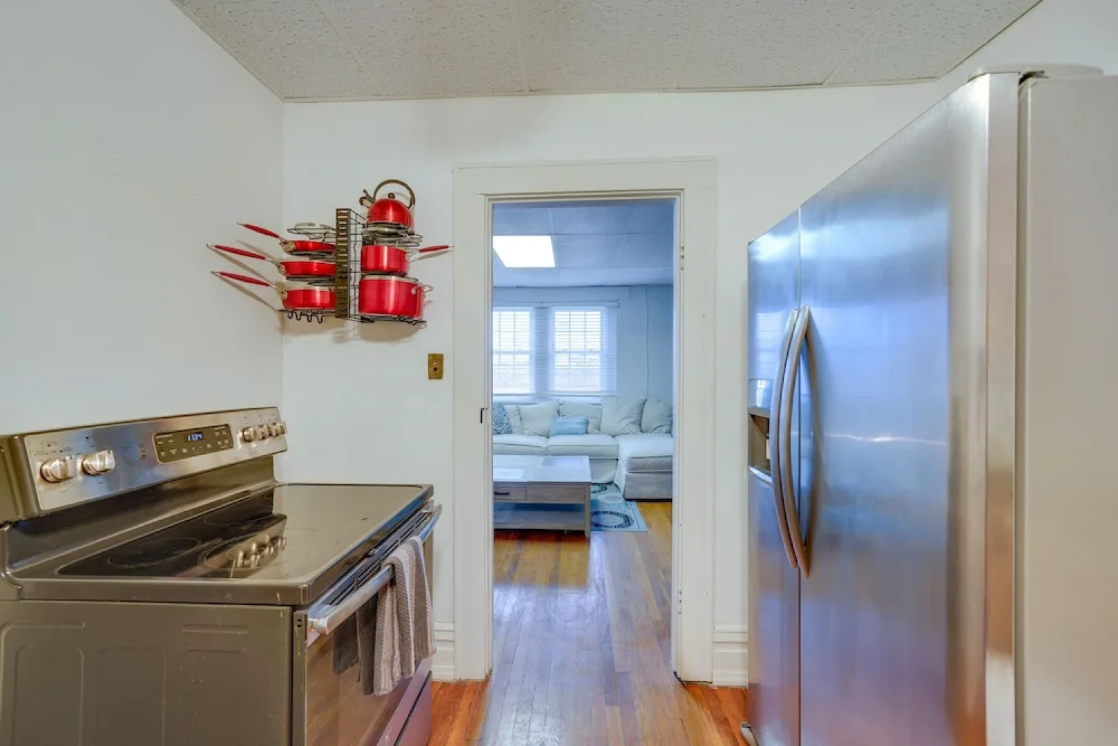 Central Beckley Studio: 8 Mi to New River Gorge