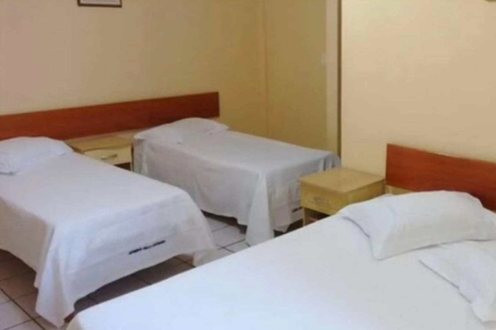 Lord Hotel Camburi