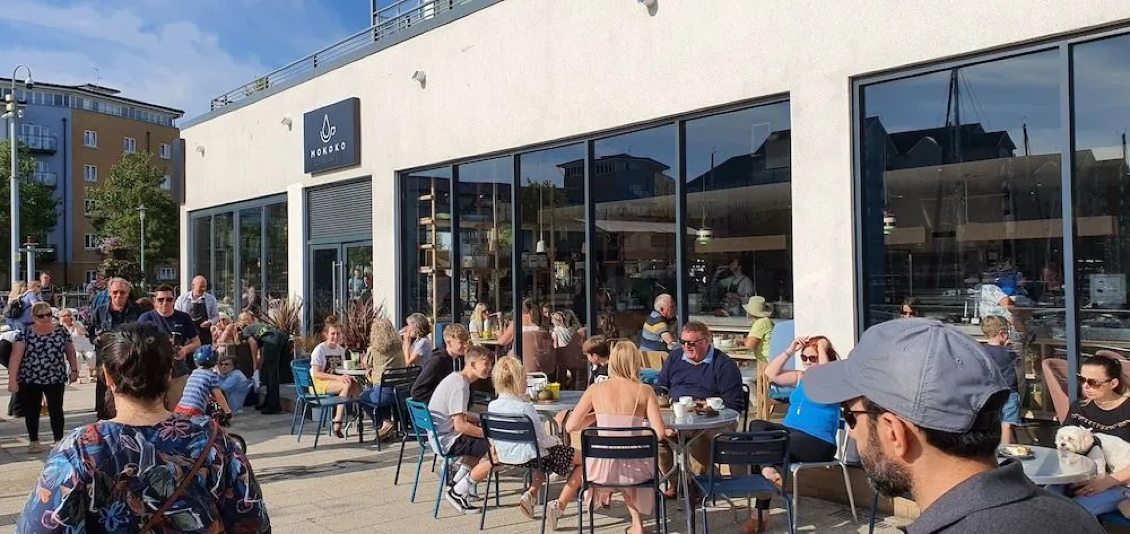 Modern Penthouse Marina Apartment