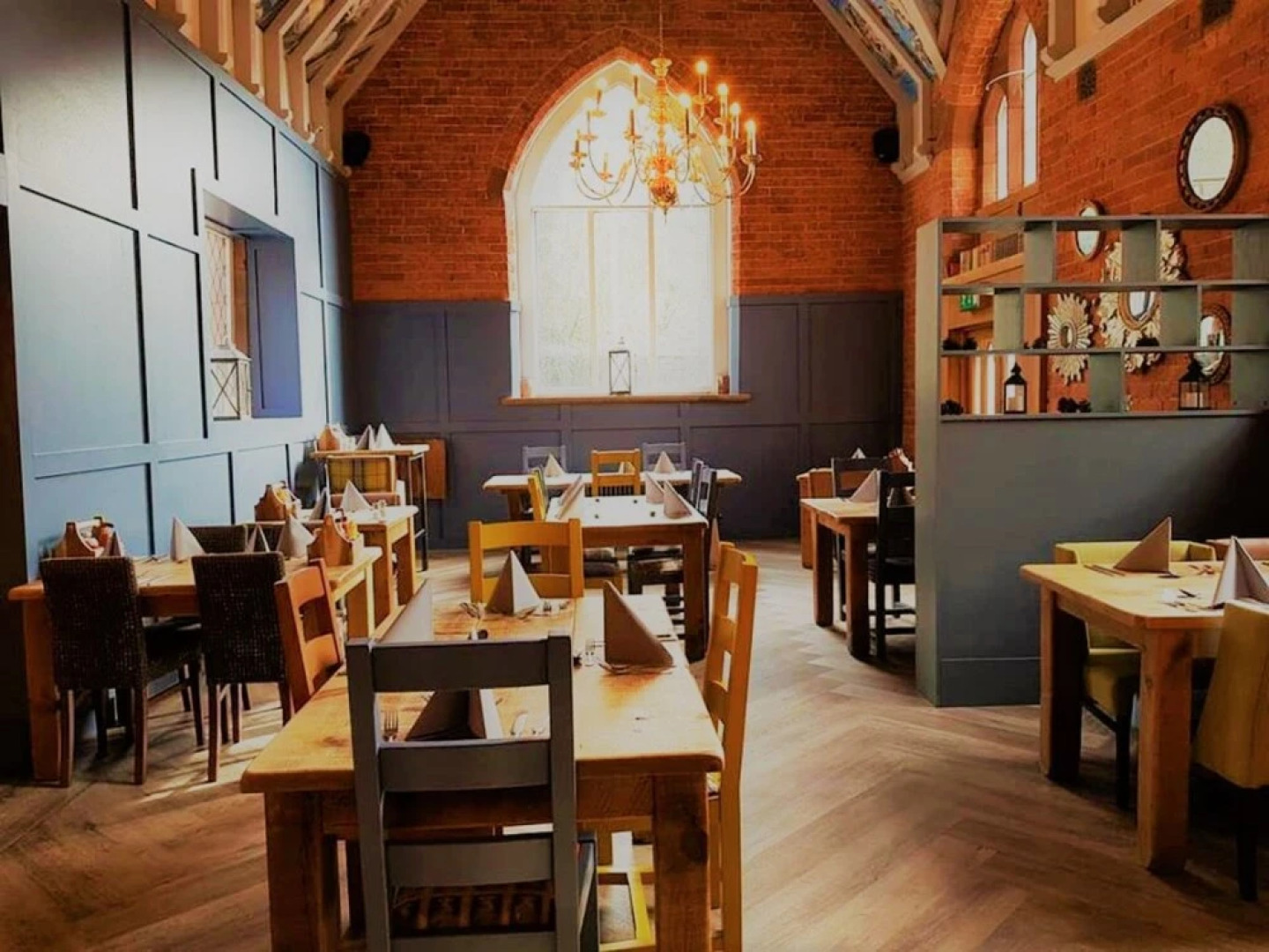 Chequers Hotel & Restaurant